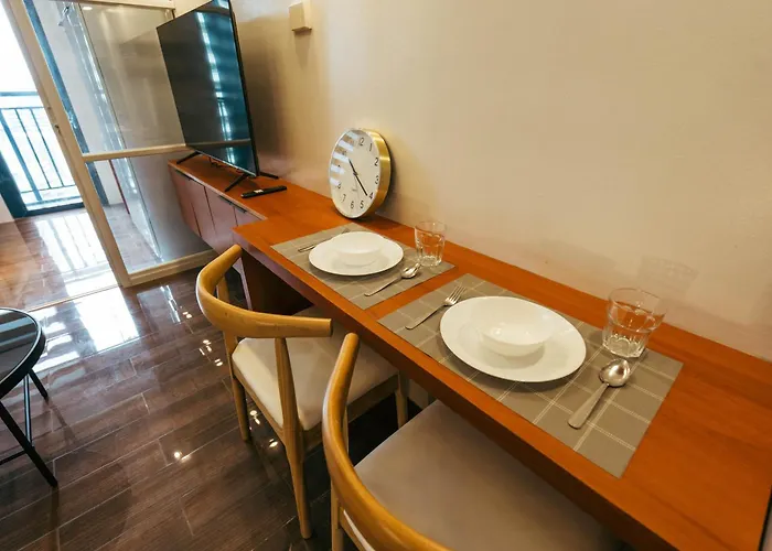 Hotel Modern Living 5 With Fast Wifi And Netflix