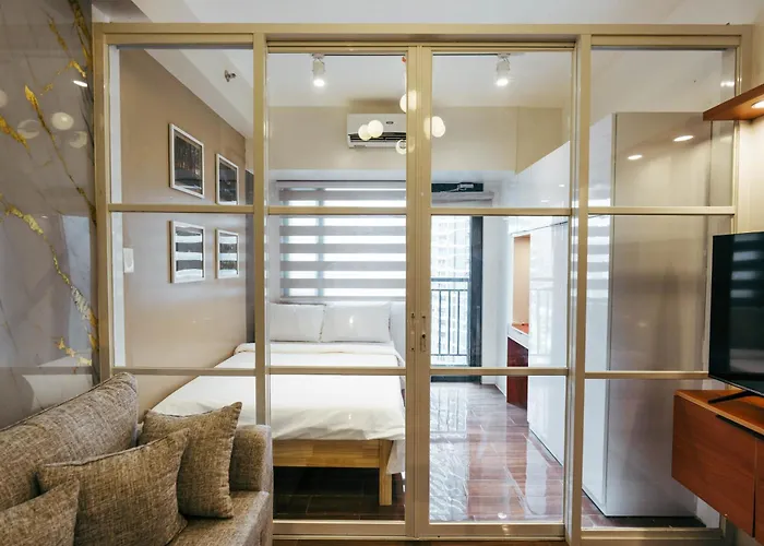 Hotel Modern Living 5 With Fast Wifi And Netflix Manila