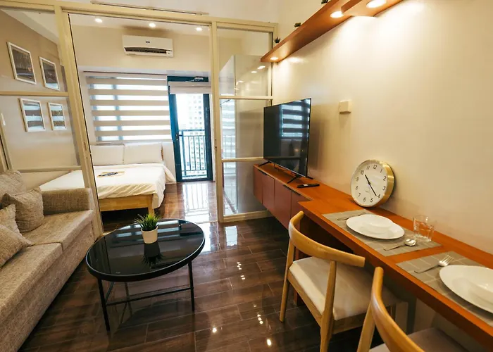 Modern Living 5 With Fast Wifi And Netflix 5* Manila